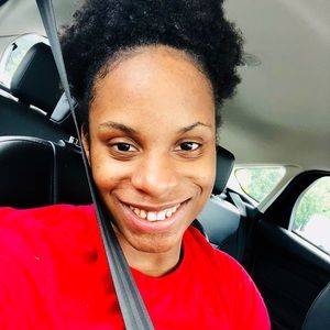 Meet your Posher, Kim